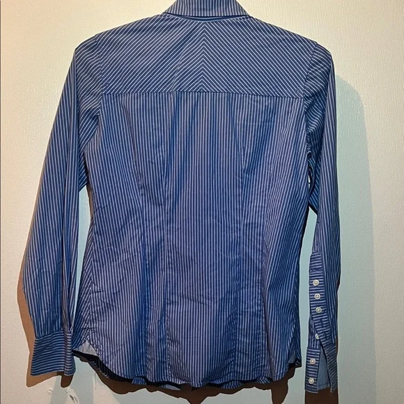 Tristan Stylish Blue Striped Shirt size XS - Picture 5 of 8